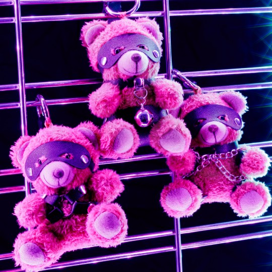 CRUSHIOUS CRUSHITO BELL BEAR KEYRING