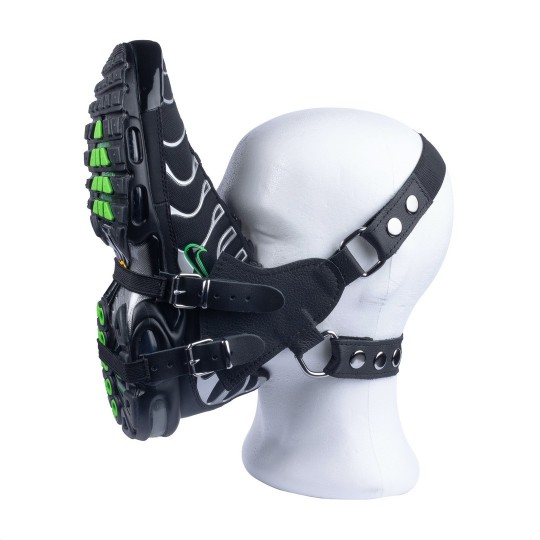 SNIFF MY SNEAKER - LEATHER MASK - BLACK