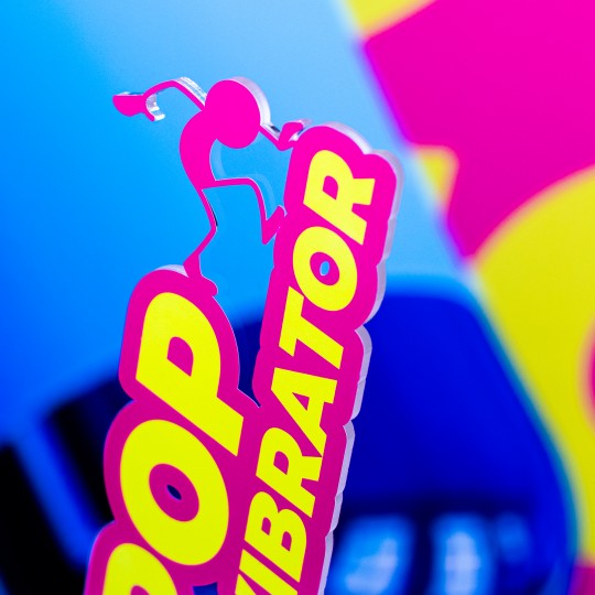 EXPOSITOR PARA VIBRADOR LÍQUIDO ZZ POP CRUSHIOUS