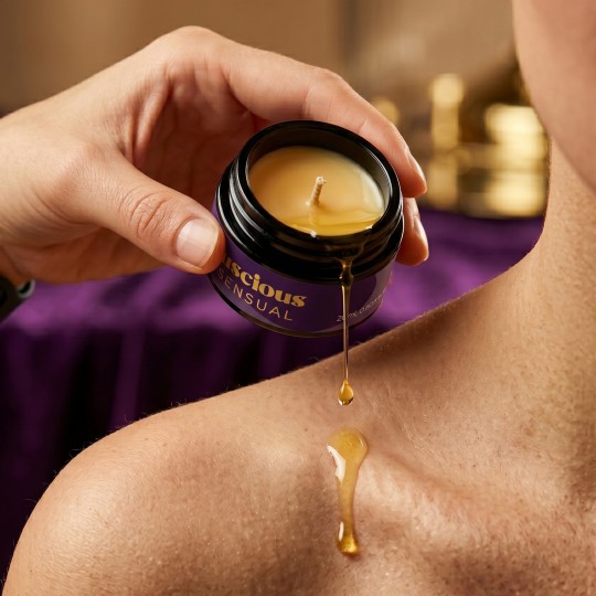 MASSAGEKERZE LUSCIOUS MIT PHEROMONEN UND SINNLICHE AROMEN 20ML CRUSHIOUS