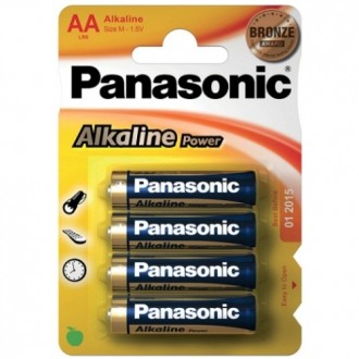 4 AA ALKALINE PANASONIC BATTERIES