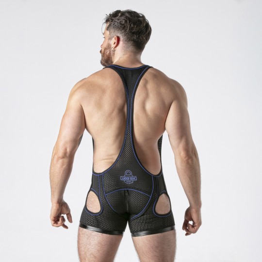 СИНИЙ СИНГЛЕТ ИЗ РАЗДЕВАЛКИ