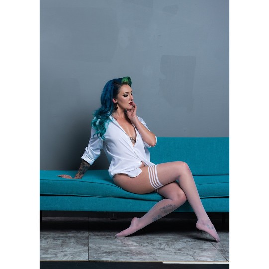 ЭШЛИ - ВЫСОКАЯ ТАЛИЯ - БЕЛЫЙ